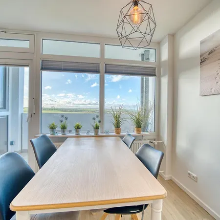 - Haus D, App 0d0703